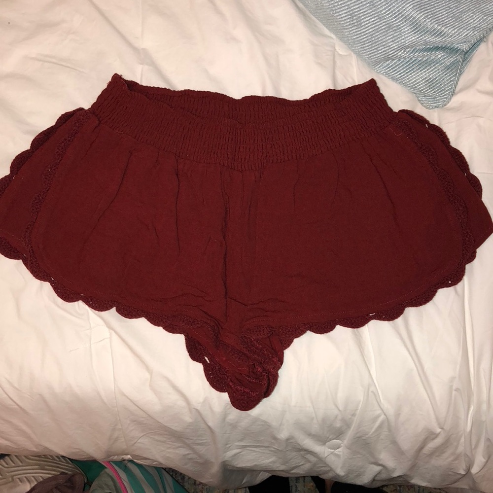 NWOT F21 red/burgundy crochet shorts